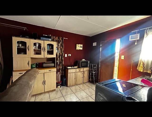 2 BEDROOM HOUSE FOR SALE IN AQUADENE